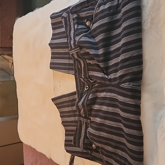 VENEZIA  WOMEN'S CAPRI  - SIZE  20. - Picture 3 of 7